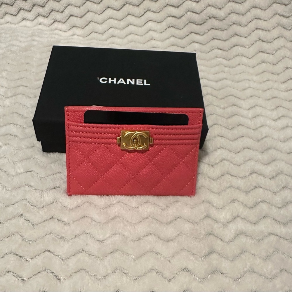 Chanel Quilted Card Holder in Coral with Gold CC Turnlock